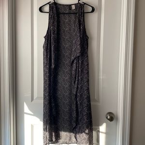 Sheer vest/cover-up